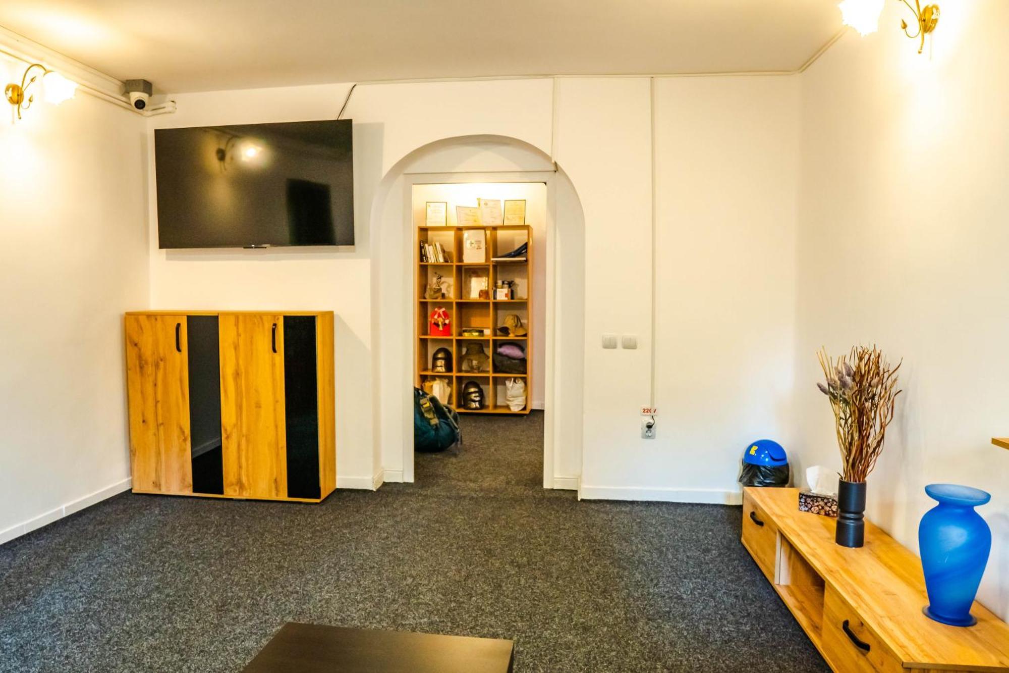 Hostel Sport Boekarest Buitenkant foto